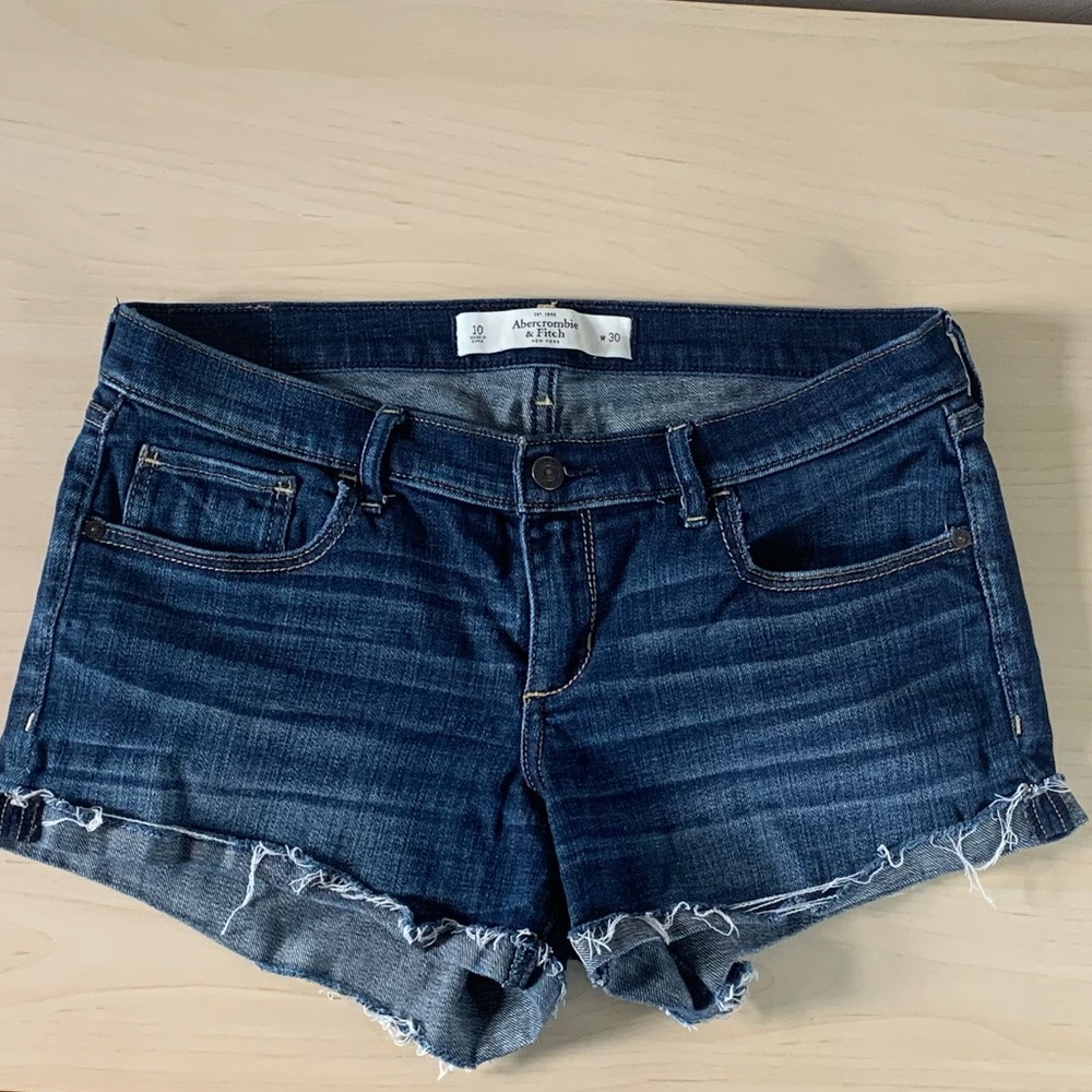 Abercrombie and Fitch Jean shorts - size 10
